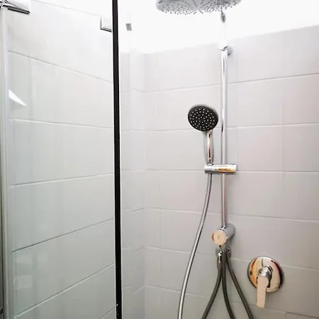 Apartman Studio Verde - 2 Passi Dalla Metro - Ac *
